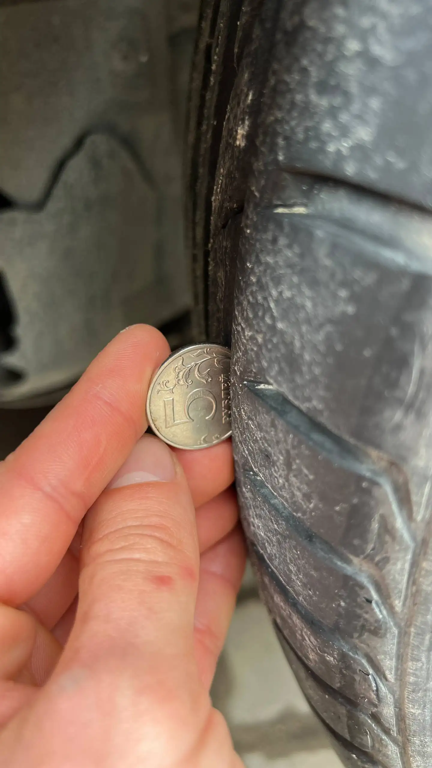 Рельсы 205/40/17 резина с дисками - Шины и диски (Авто) в Новороссийск