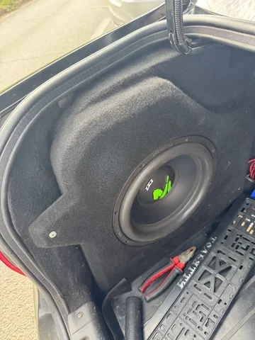 Продам в сборе 5000 на левое крыло Гранты - Кузовные детали в Краснодар