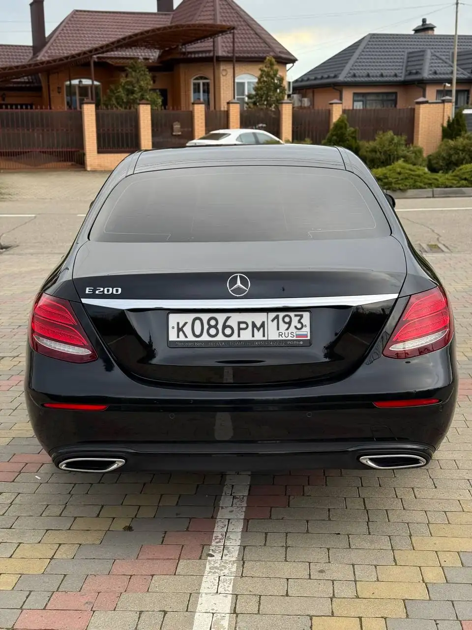 Продажа Mercedes Е200 2018 года с пробегом 186 тыс. км - Легковые автомобили (Авто) в Курганинск