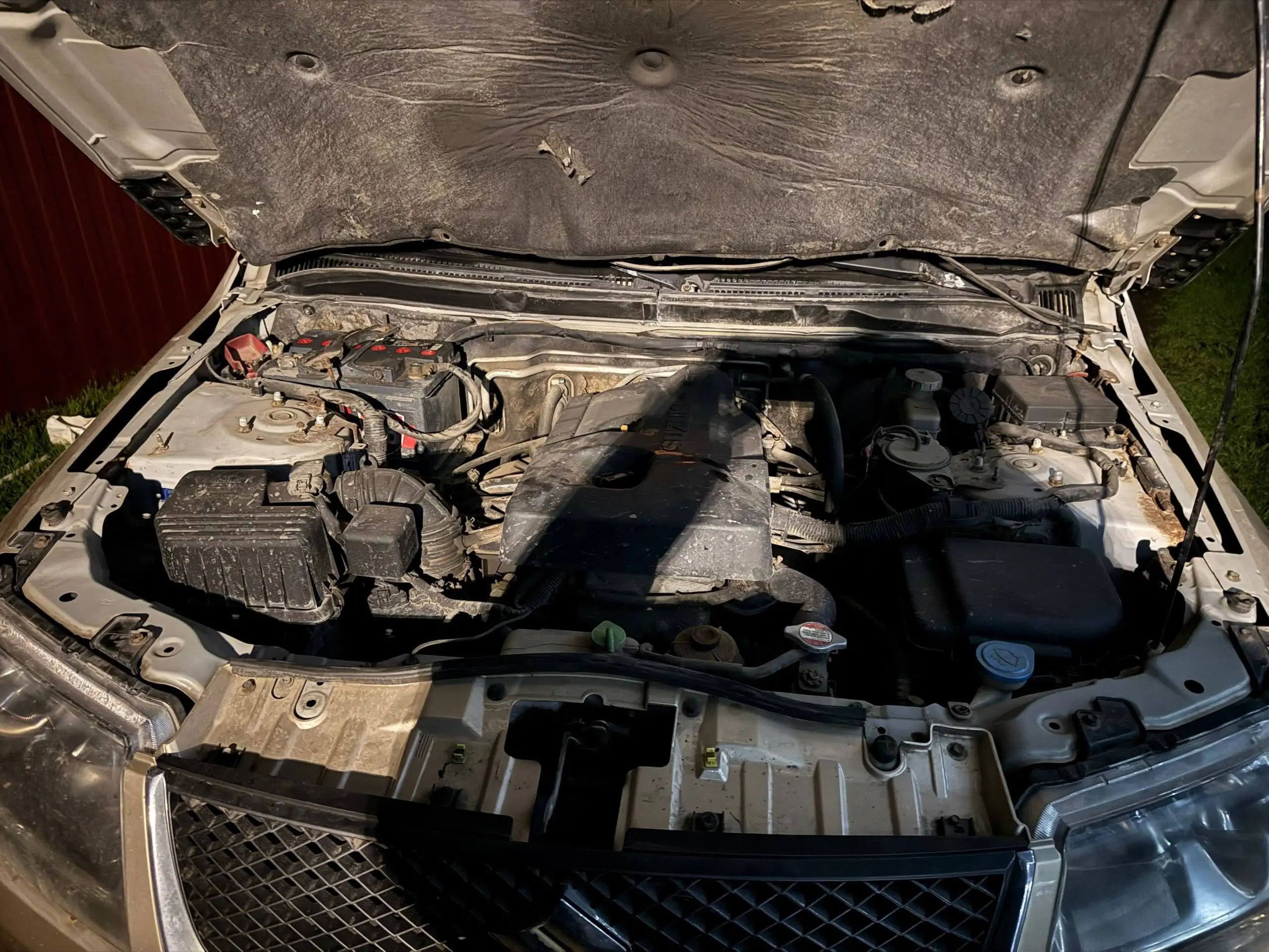 Suzuki Grand Vitara 2006 г.в. с неисправным двигателем - Легковые автомобили (Авто) в Краснодар