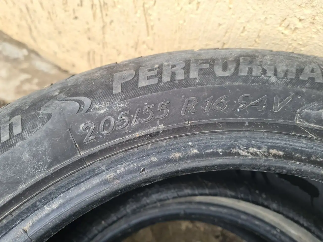 Комплект запчастей для автомобиля - Автомобильные запчасти (Запчасти) в Темрюк