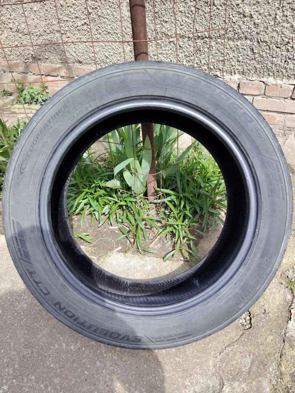 Шина 225/55/R19 в хорошем состоянии - Шины и диски (Авто) в Кропоткин