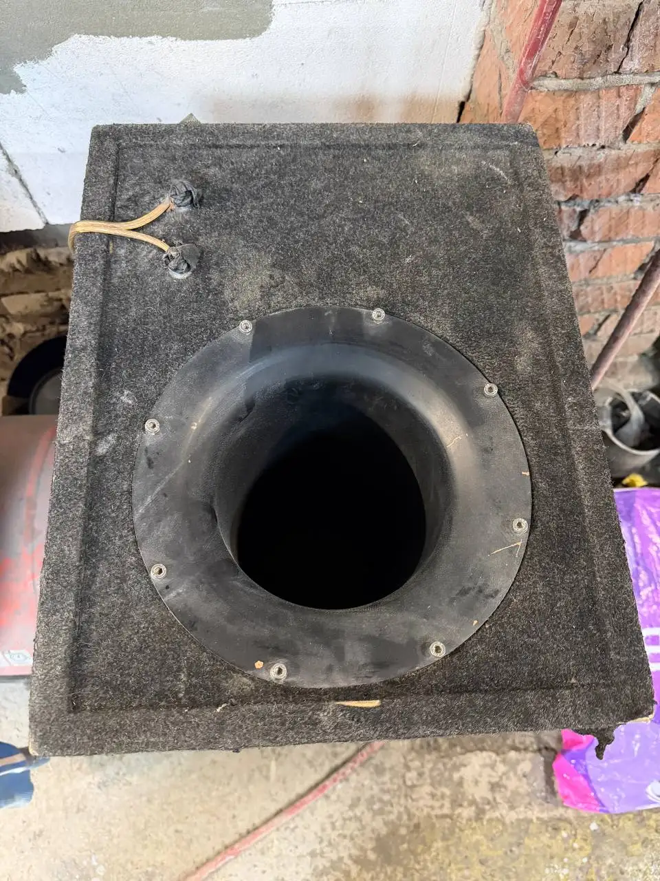 Катушка идеал с поврежденным колпаком - Барахолка в Краснодар