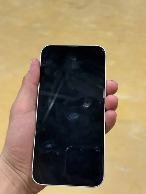 IPhone 14 Plus 128гб - Смартфоны и гаджеты в Краснодар