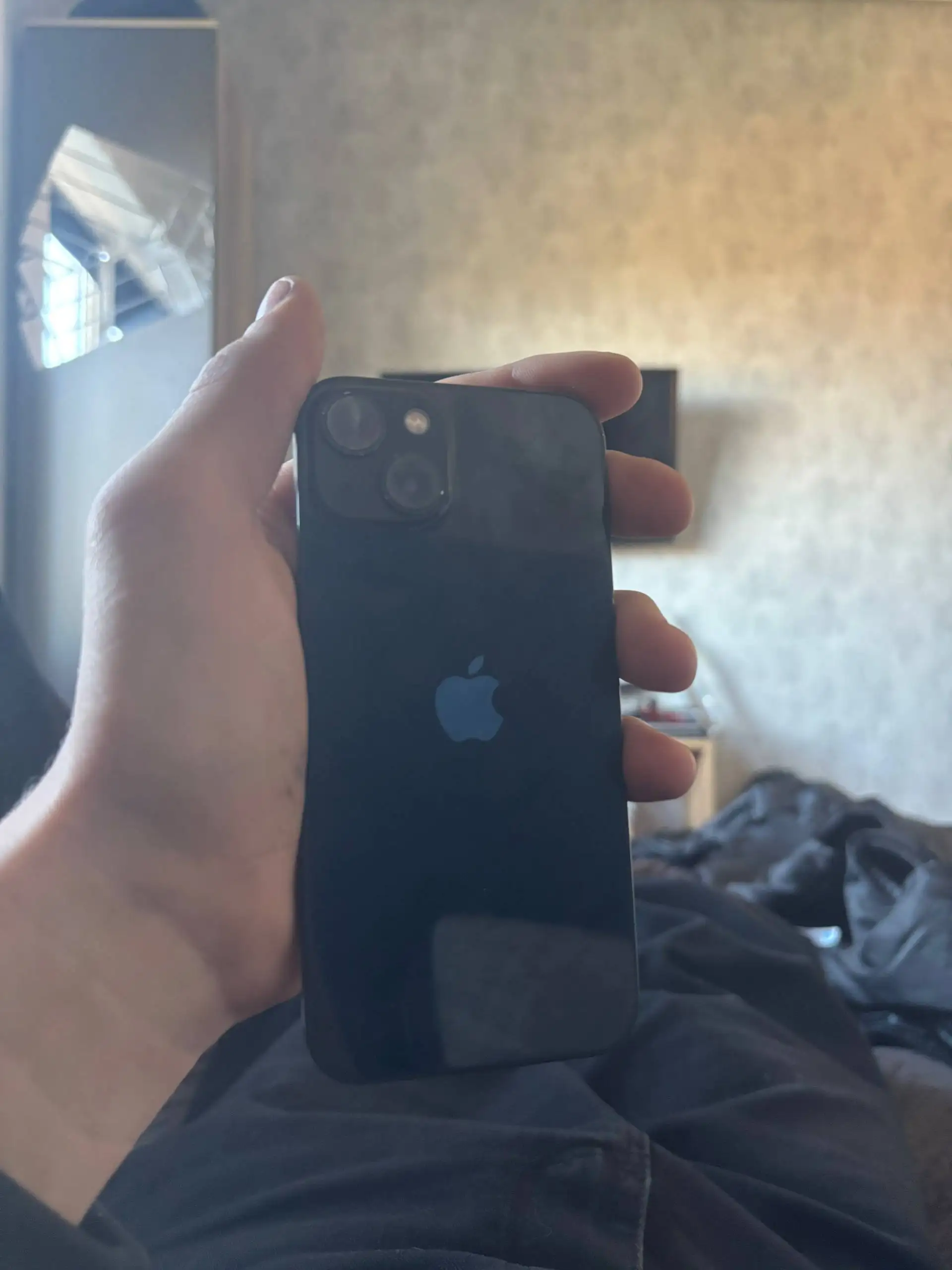 Продам iPhone 13 128GB - Мобильные телефоны (Электроника) в Краснодар