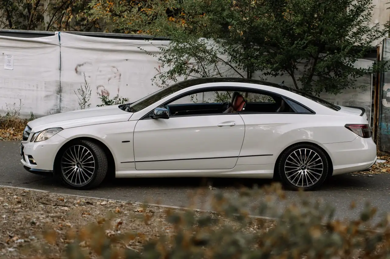Mercedes-Benz E250 Coupe 2010 - Легковые автомобили (Авто) в Краснодар