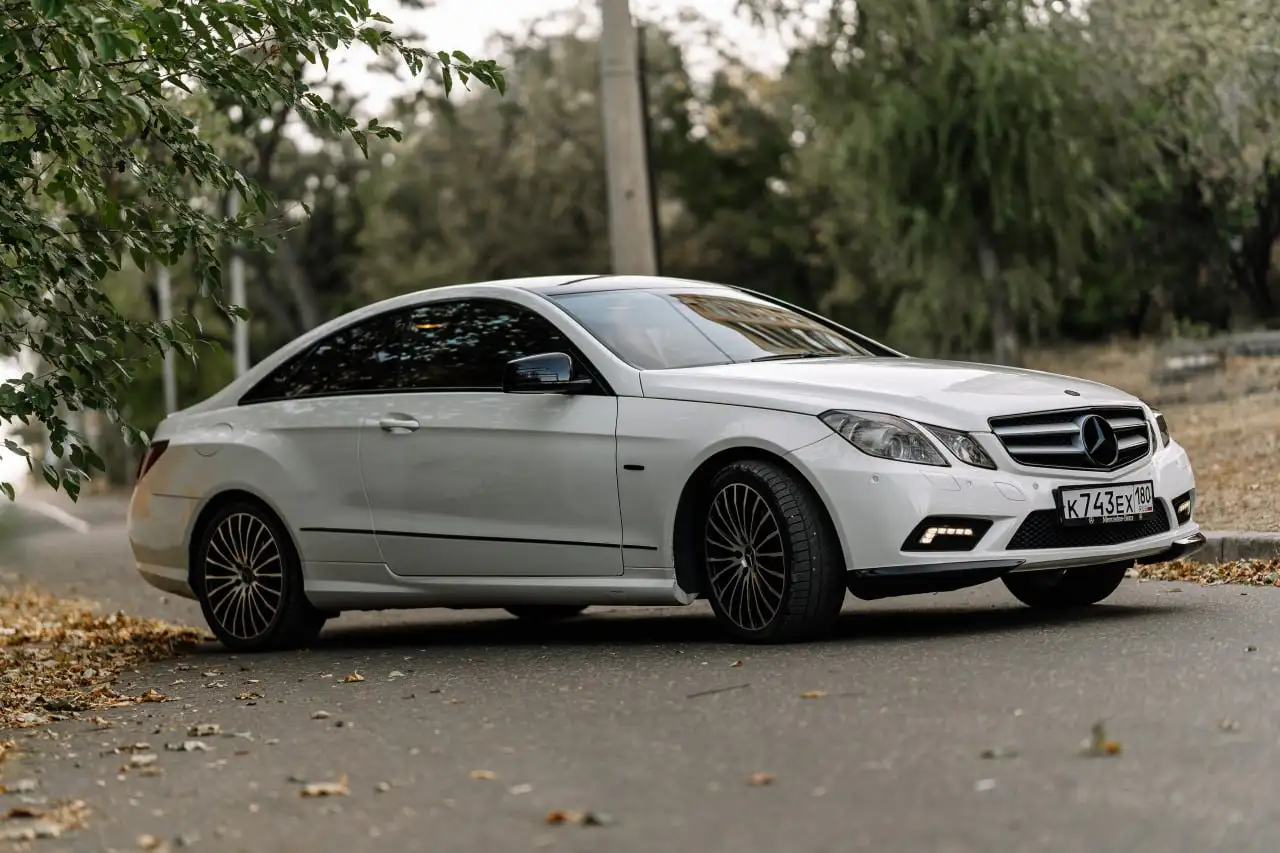 Mercedes-Benz E250 Coupe 2010 - Легковые автомобили (Авто) в Краснодар