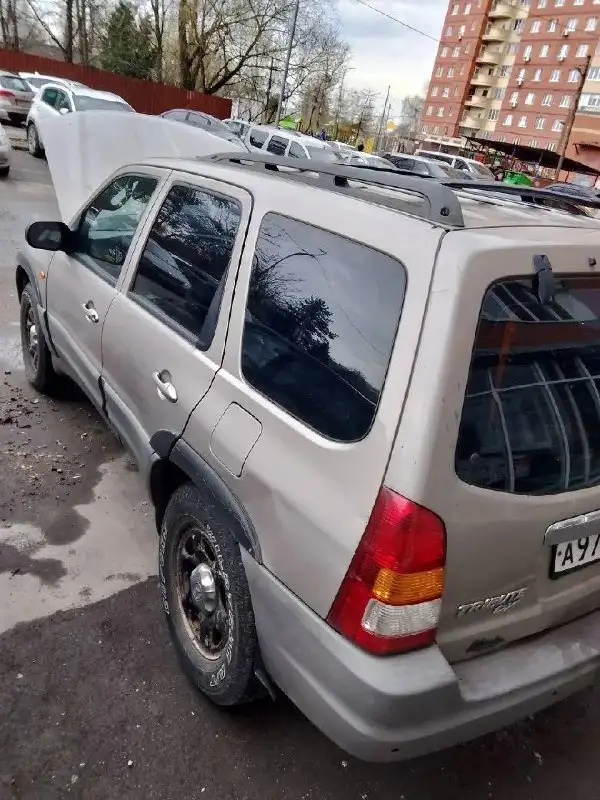 Mazda Американка 2.0 л 200.000 миль - Авто в Москва
