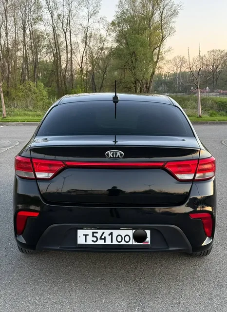 Киа Рио 2019г, 1.6 АТ, 175000 км - Легковые автомобили в Курганинск
