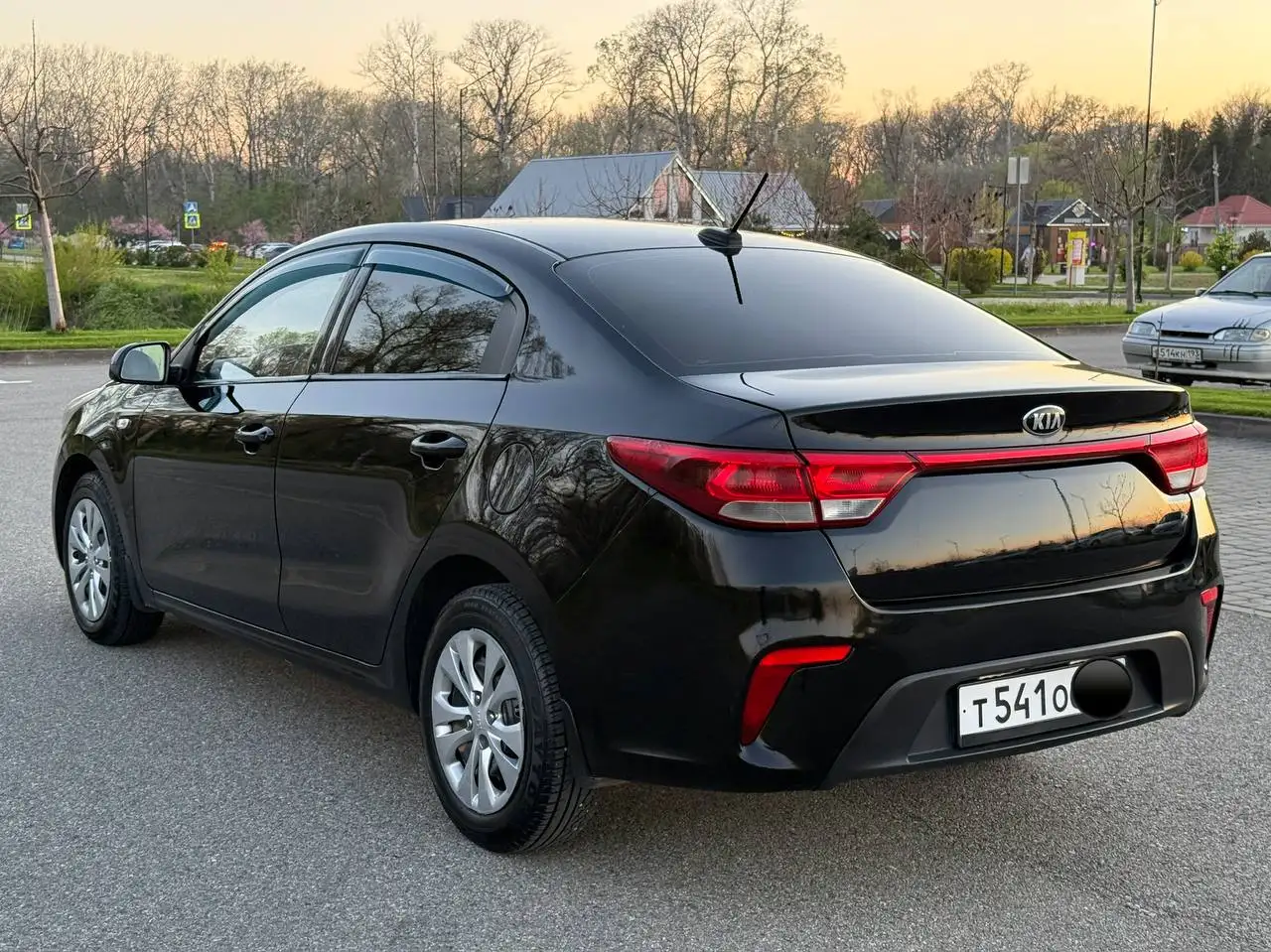 Киа Рио 2019г, 1.6 АТ, 175000 км - Легковые автомобили (Авто) в Курганинск