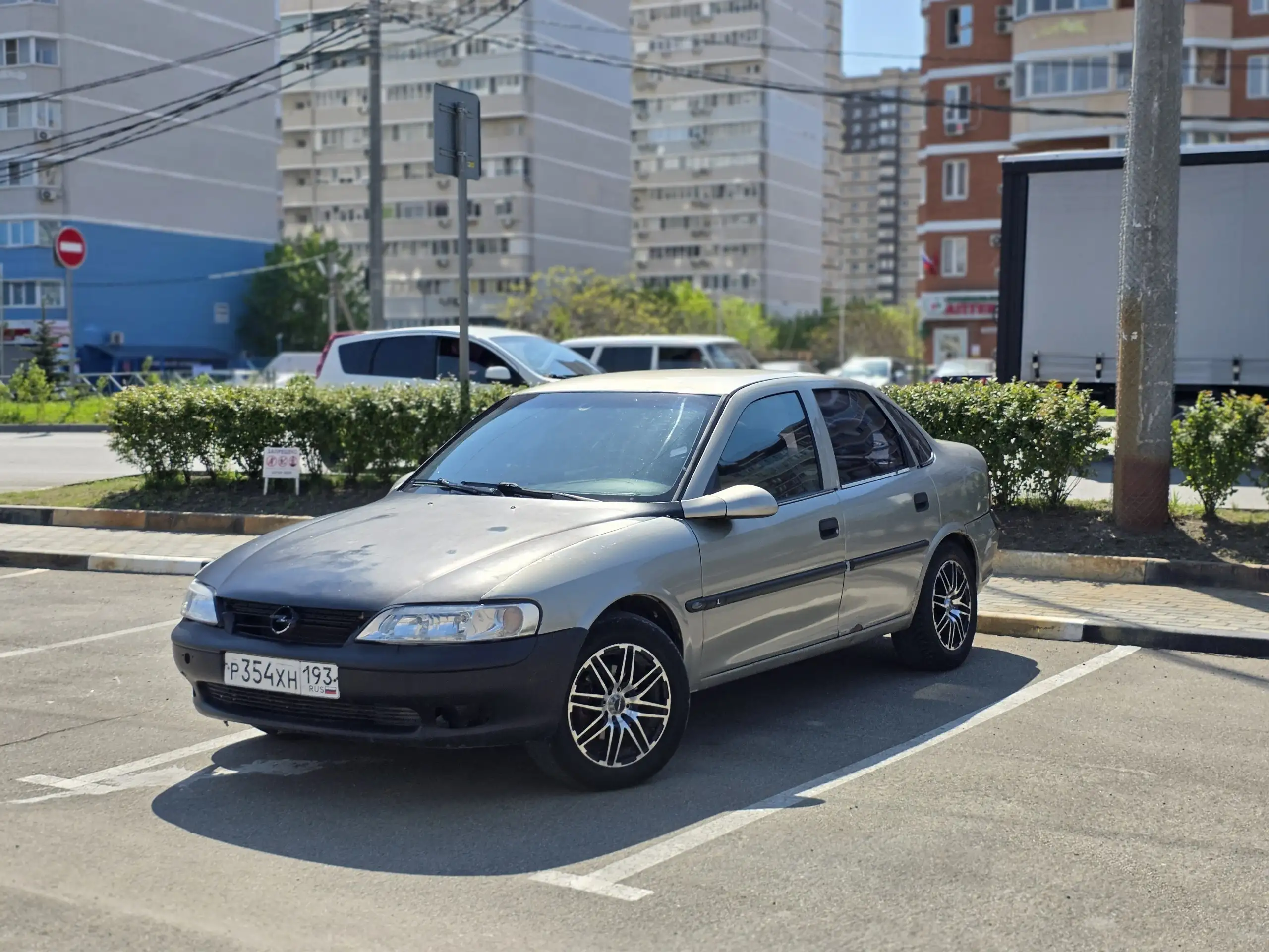 Opel Vectra B 1.6 1997 - Легковые автомобили (Авто) в Краснодар