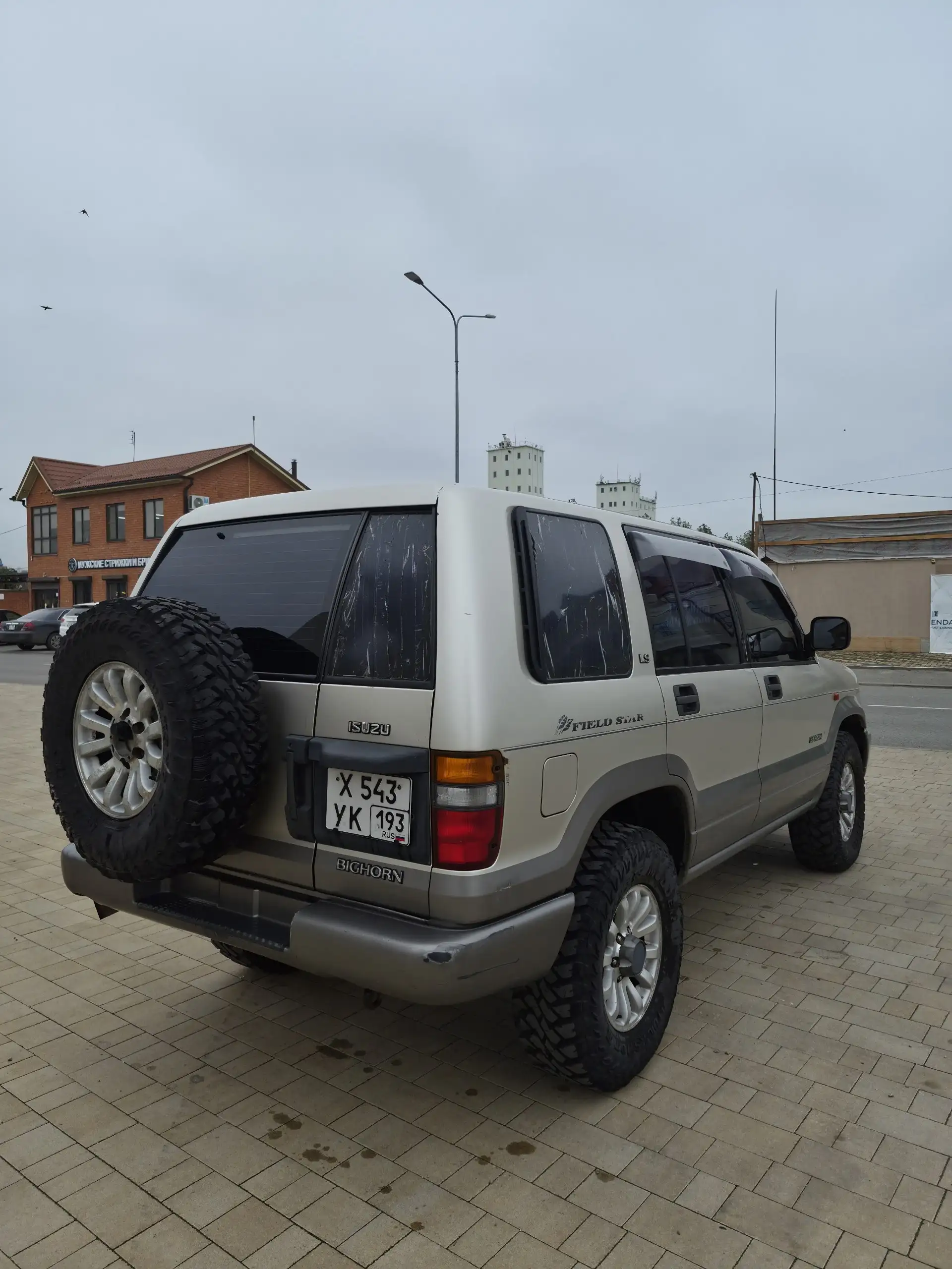 Isuzu Bighorn 2000 - Внедорожники (Авто) в Краснодар