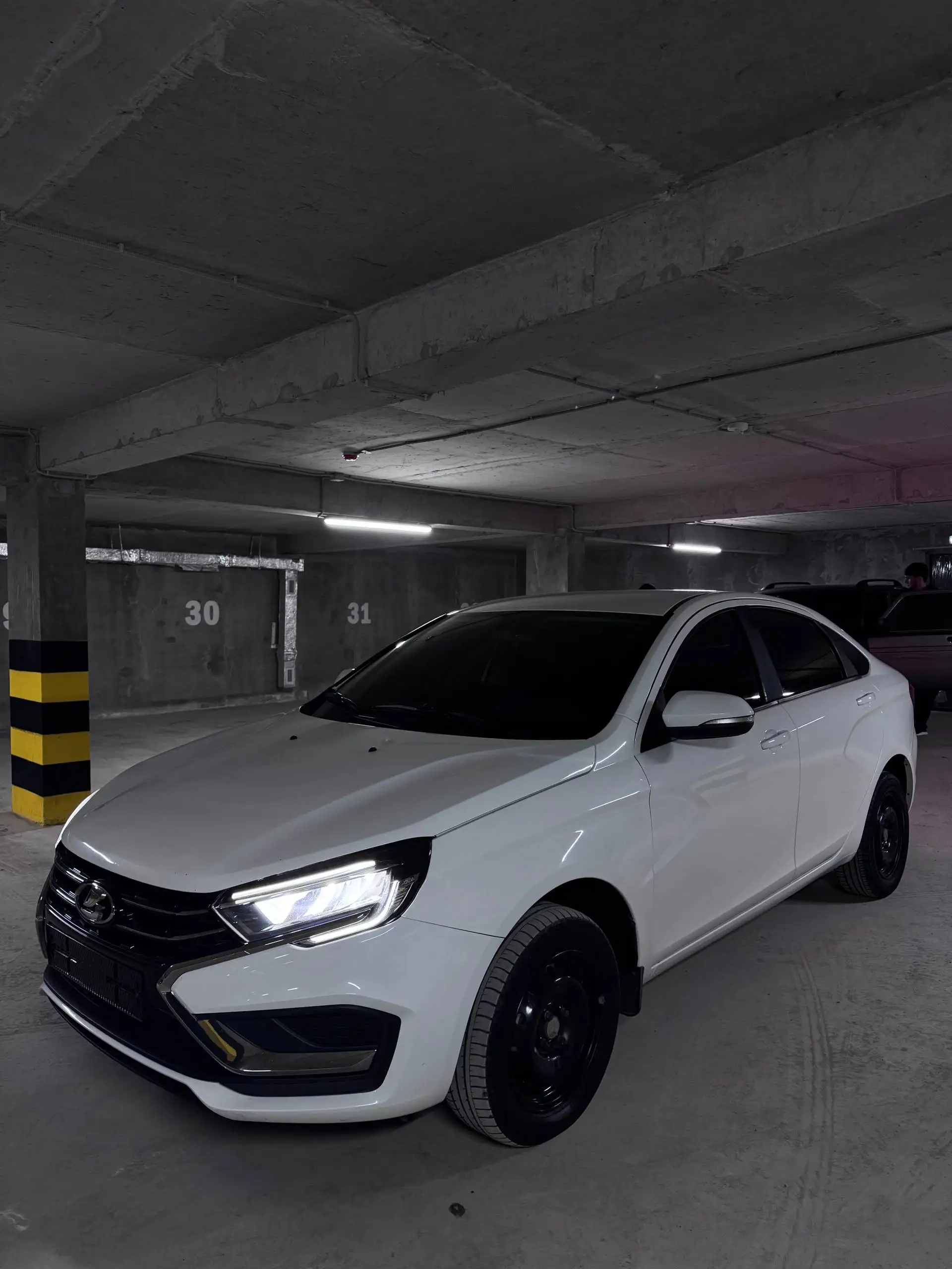 Лада Веста Энджой 2023 - Легковые автомобили (Авто) в Армавир
