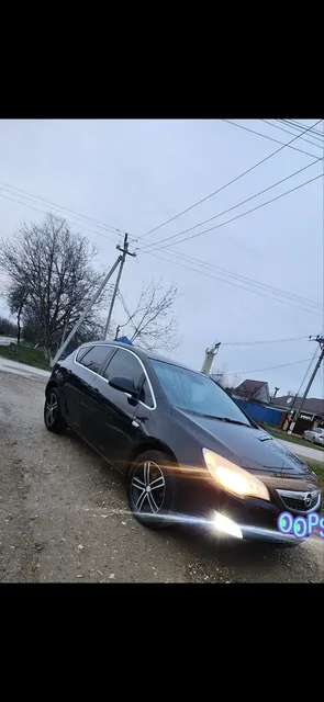 Opel Astra 2011 - Автомобильные ключи в Краснодар