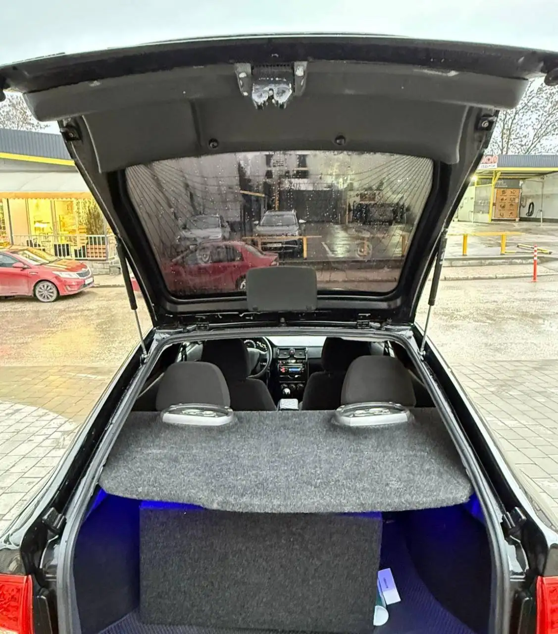Lada Priora 2010 - Авто в Армавир