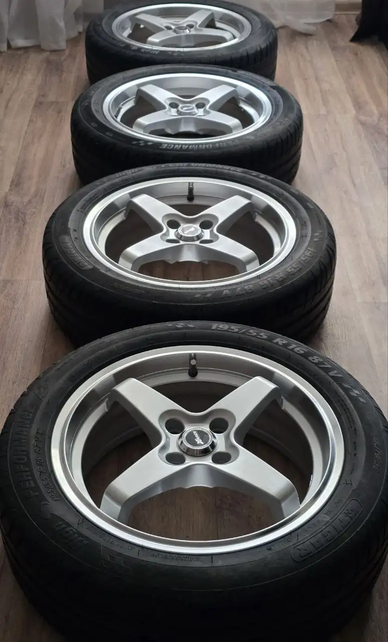 Комплект колёс X-RACE в сборе 16" - Колёса и шины (Авто) в Краснодар