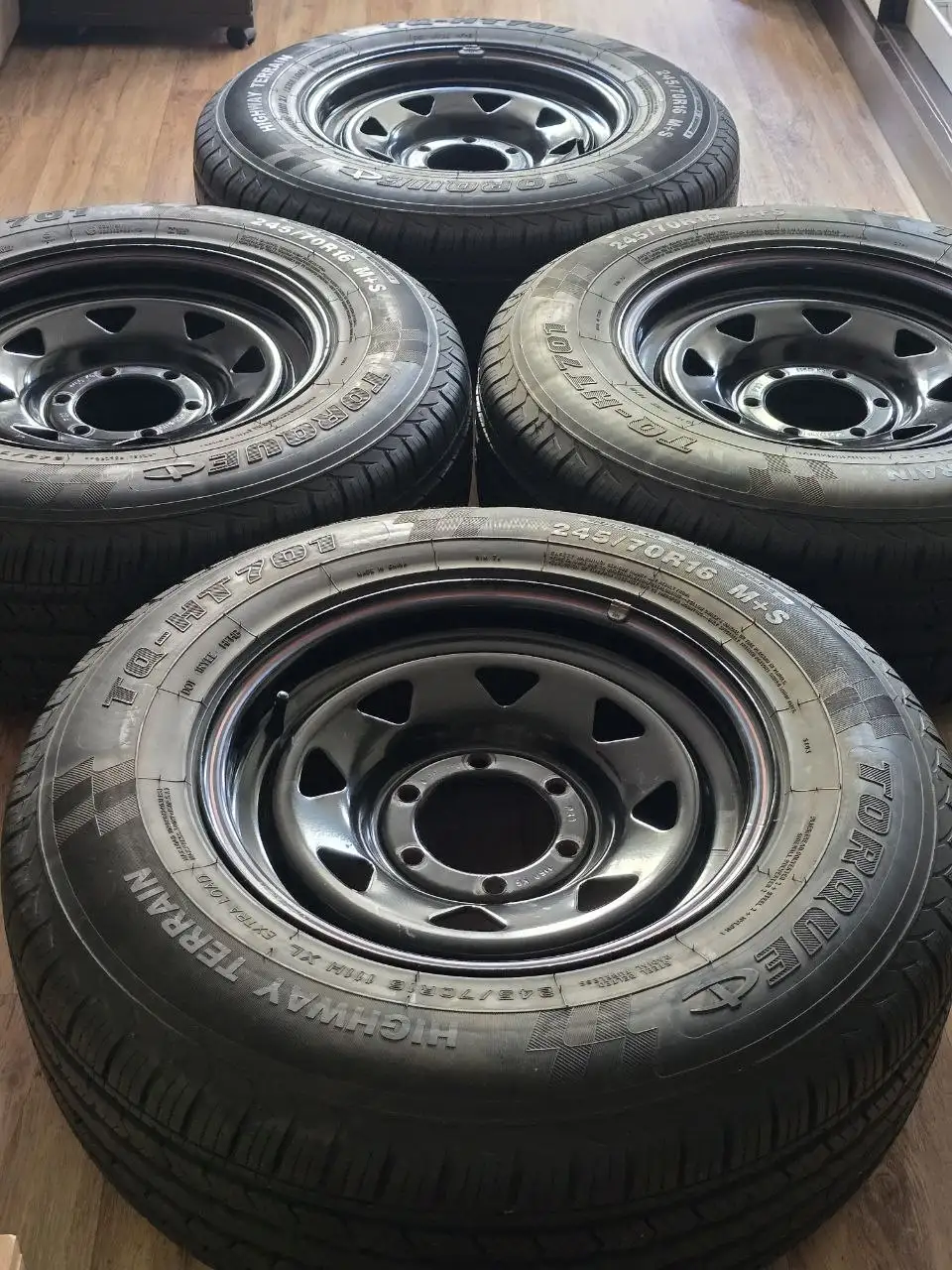 Продам колёса в сборе 16 дюймов - Шины и диски (Авто) в Краснодар