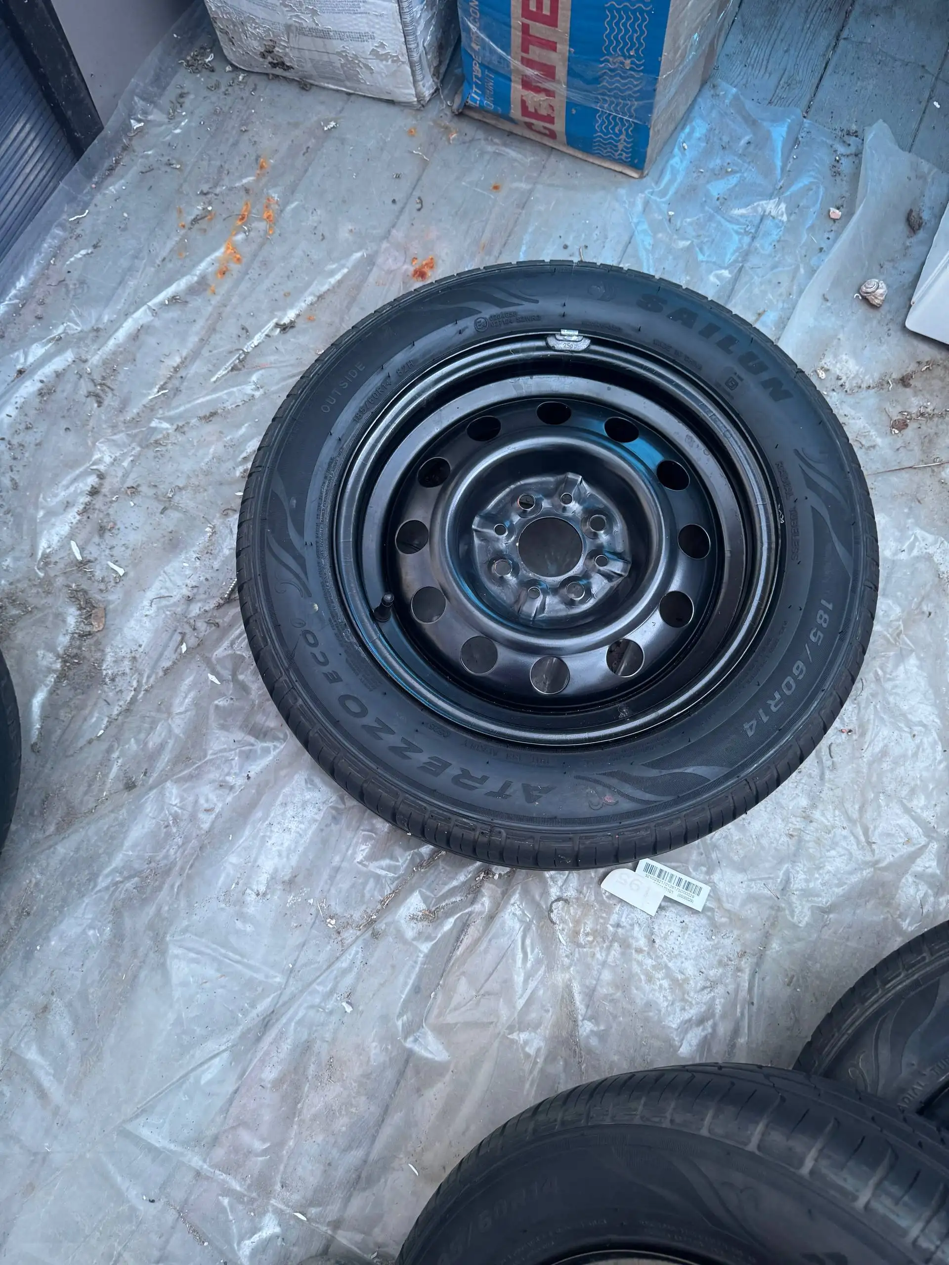 Продам летние покрышки Сайлун R14 с штамповаными дисками - Авто в Краснодар