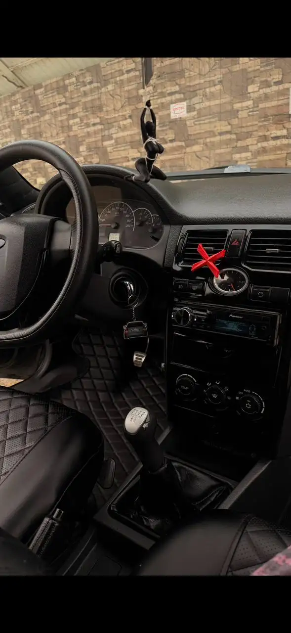 Lada Priora 2011 - Авто в Краснодар