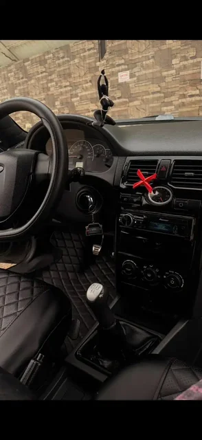Lada Priora 2011 - Внедорожники в Краснодар
