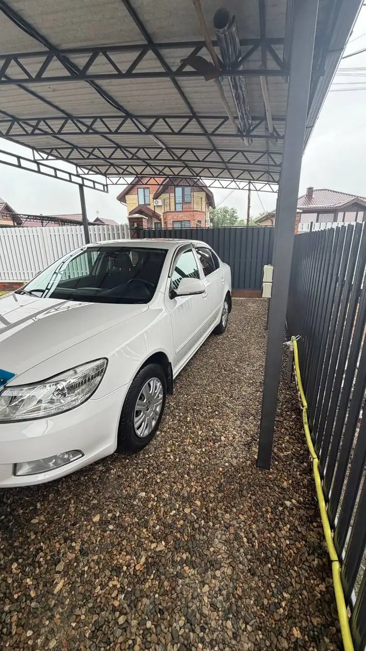 Skoda Octavia 2013 - Легковые автомобили (Авто) в станица Гостагаевская