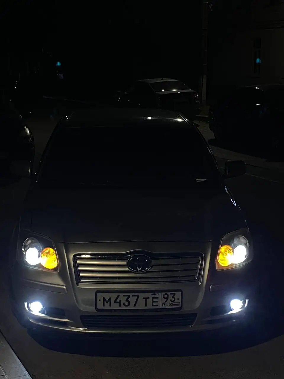 Toyota Avensis 2004 в хорошем состоянии - Toyota Avensis (Авто) в Усть-Лабинск