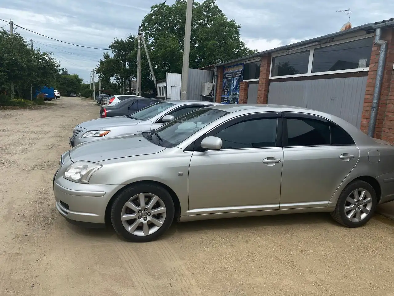 Toyota Avensis 2004 в хорошем состоянии - Toyota Avensis (Авто) в Усть-Лабинск