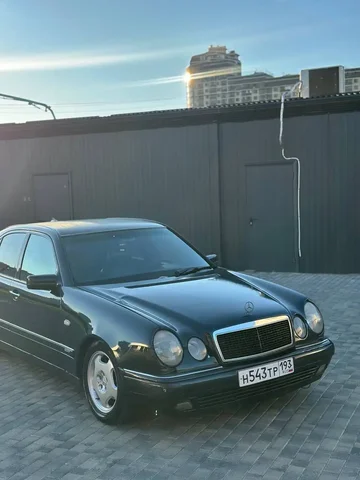 Продам Mercedes очкарик 1997 - Авто в Краснодар