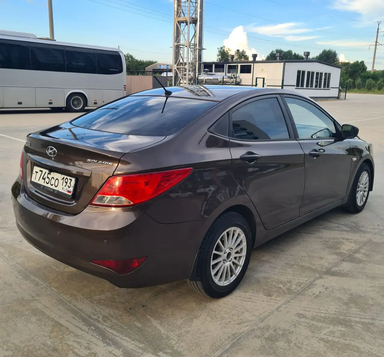 Hyundai Solaris 2015 - Авто в Темрюк