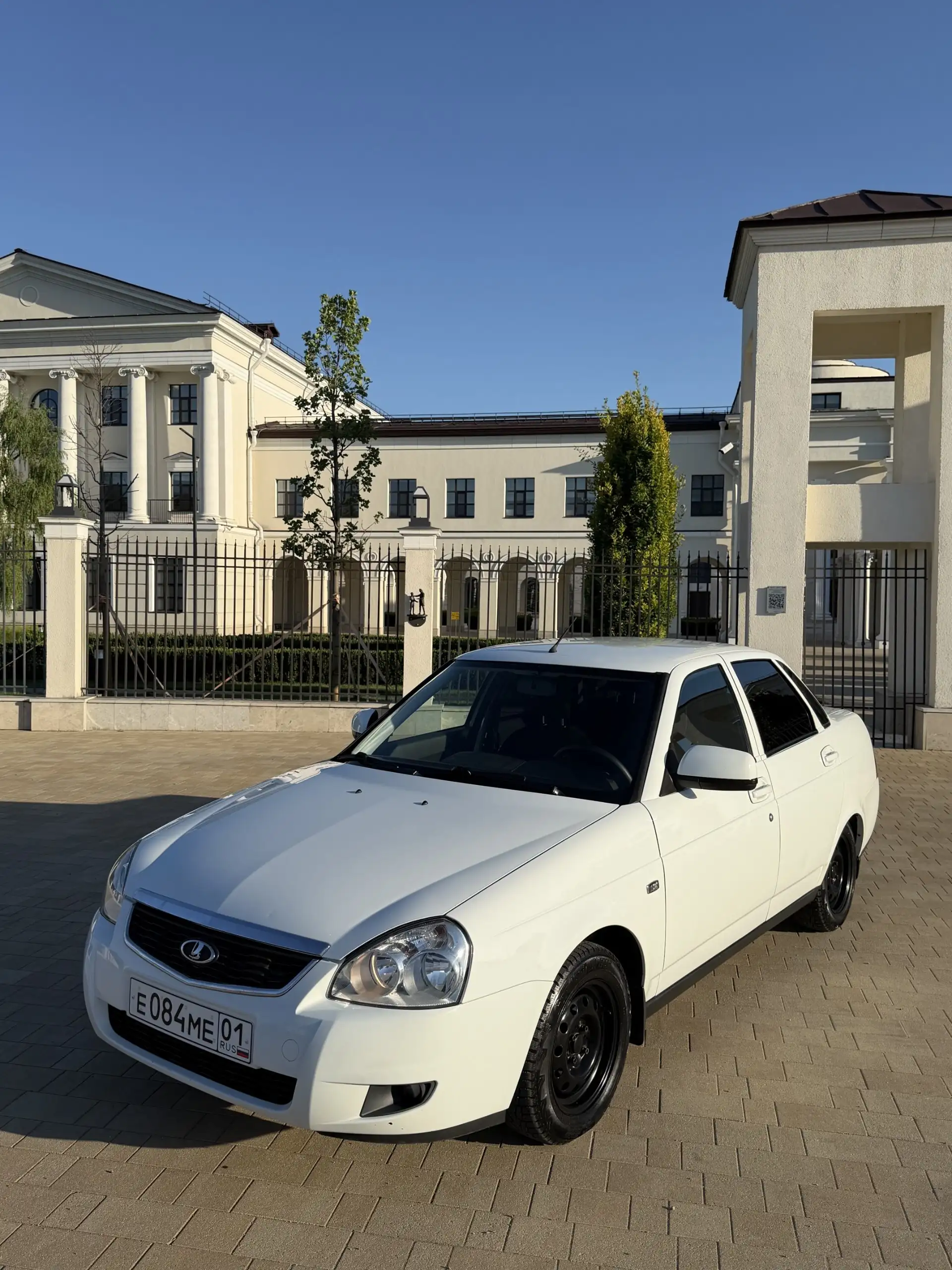 Продается ВАЗ 2170 (Приора) 2016 года - Легковые автомобили (Авто) в Усть-Лабинск