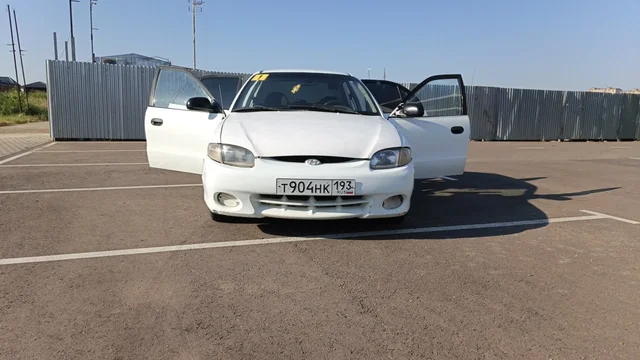 Hyundai Accent 1997 - Номерные знаки в Краснодар