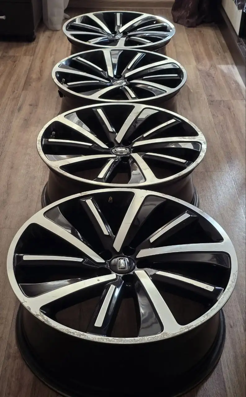 Продам диски R19 5x100 с датчиками TPMS - Диски (Авто) в Краснодар