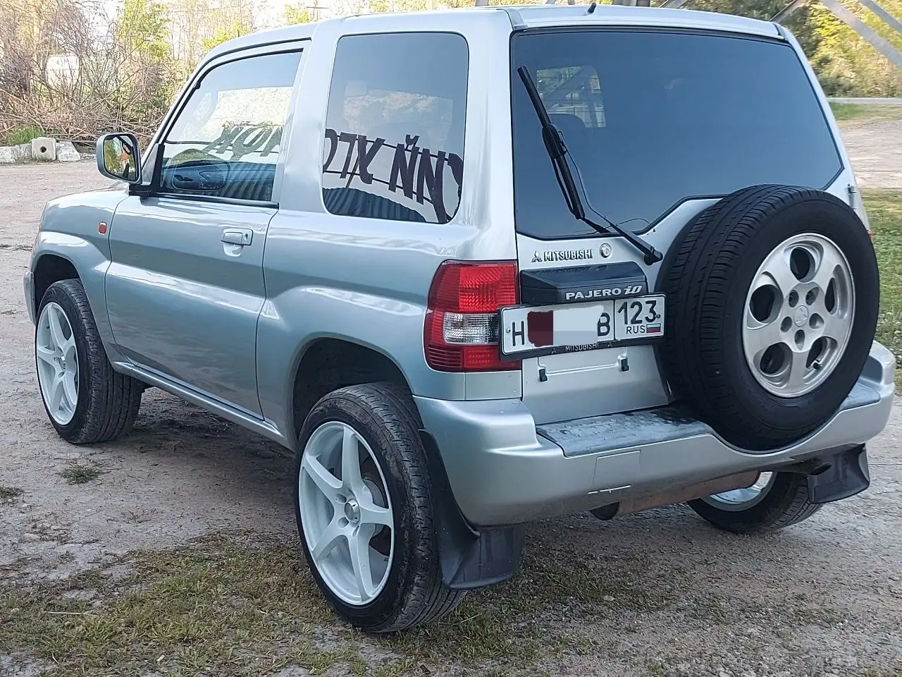 Mitsubishi Pajero iO 2001 - Легковые автомобили (Авто) в Темрюк