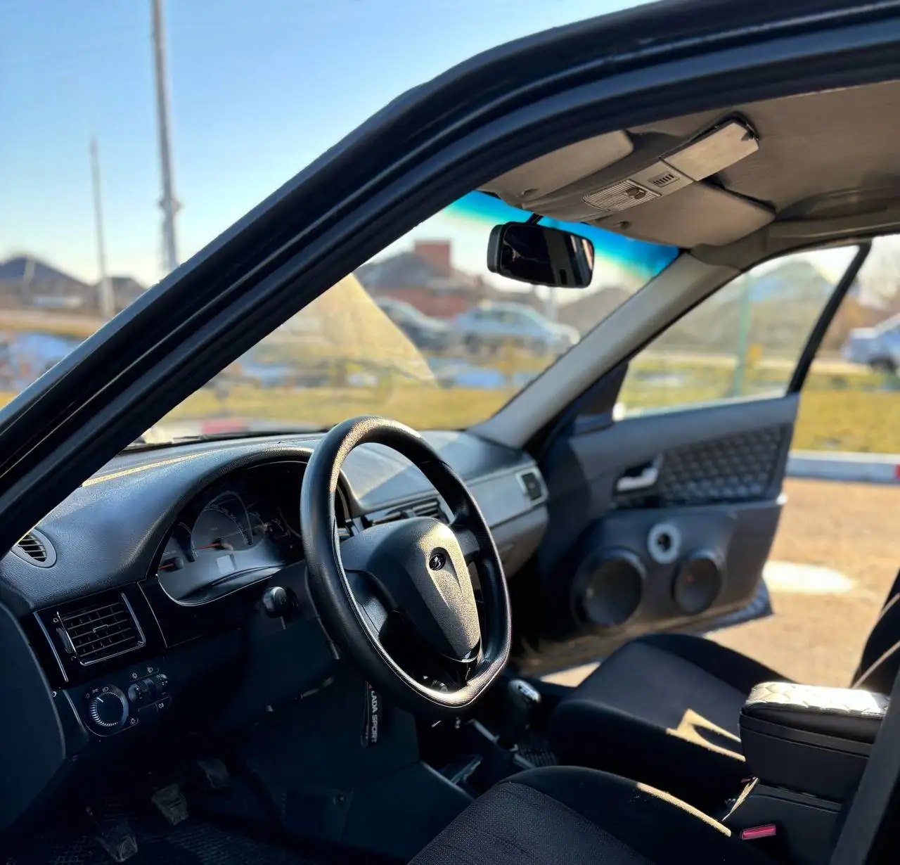 Продажа автомобиля ВАЗ Priora 2010 года - Легковые автомобили (Авто) в Армавир