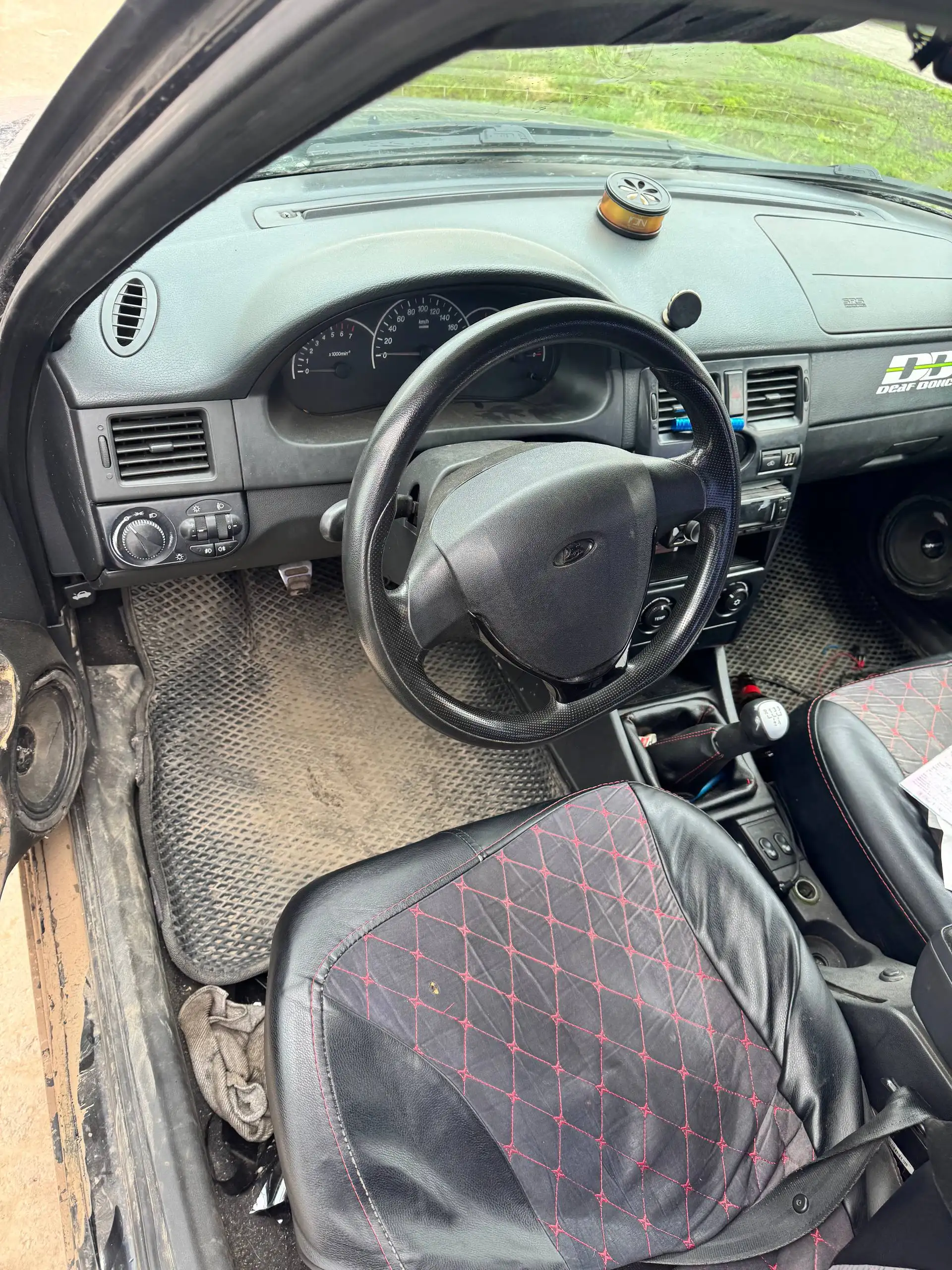 Автомобиль 12 года выпуска в хорошем состоянии - Легковые автомобили (Авто) в Самара