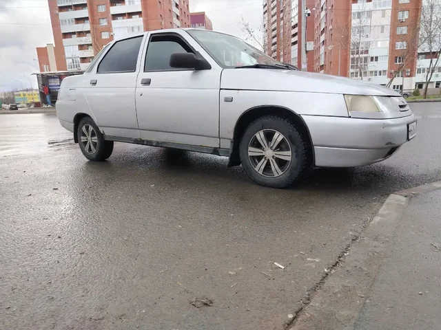 Продам ВАЗ 2110 2004 года выпуска 8 клапанный мотор - Авто в Самара