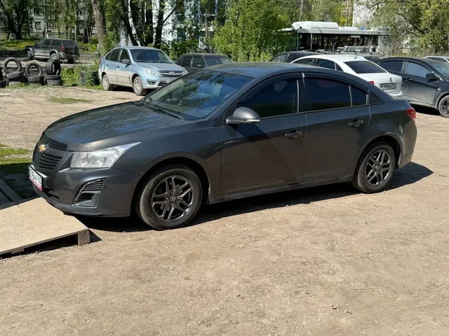 Chevrolet Cruze 2014 - Мопеды в Самара