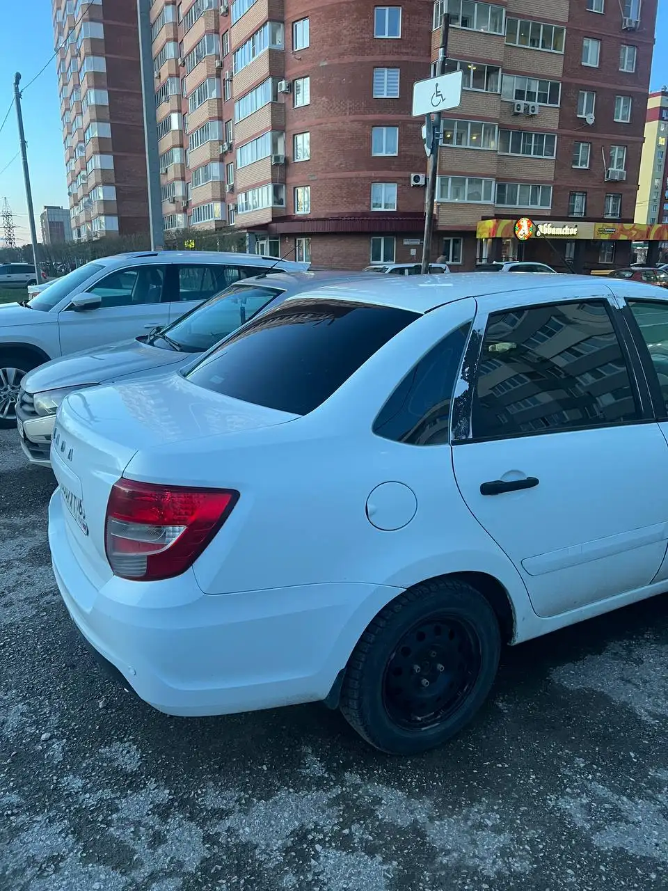 Продажа Kia Rio 2021 с неисправностью - Легковые автомобили (Авто) в Тольятти