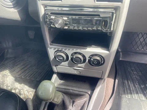 Luxury car 2010 - Б/у автомобили в Самара