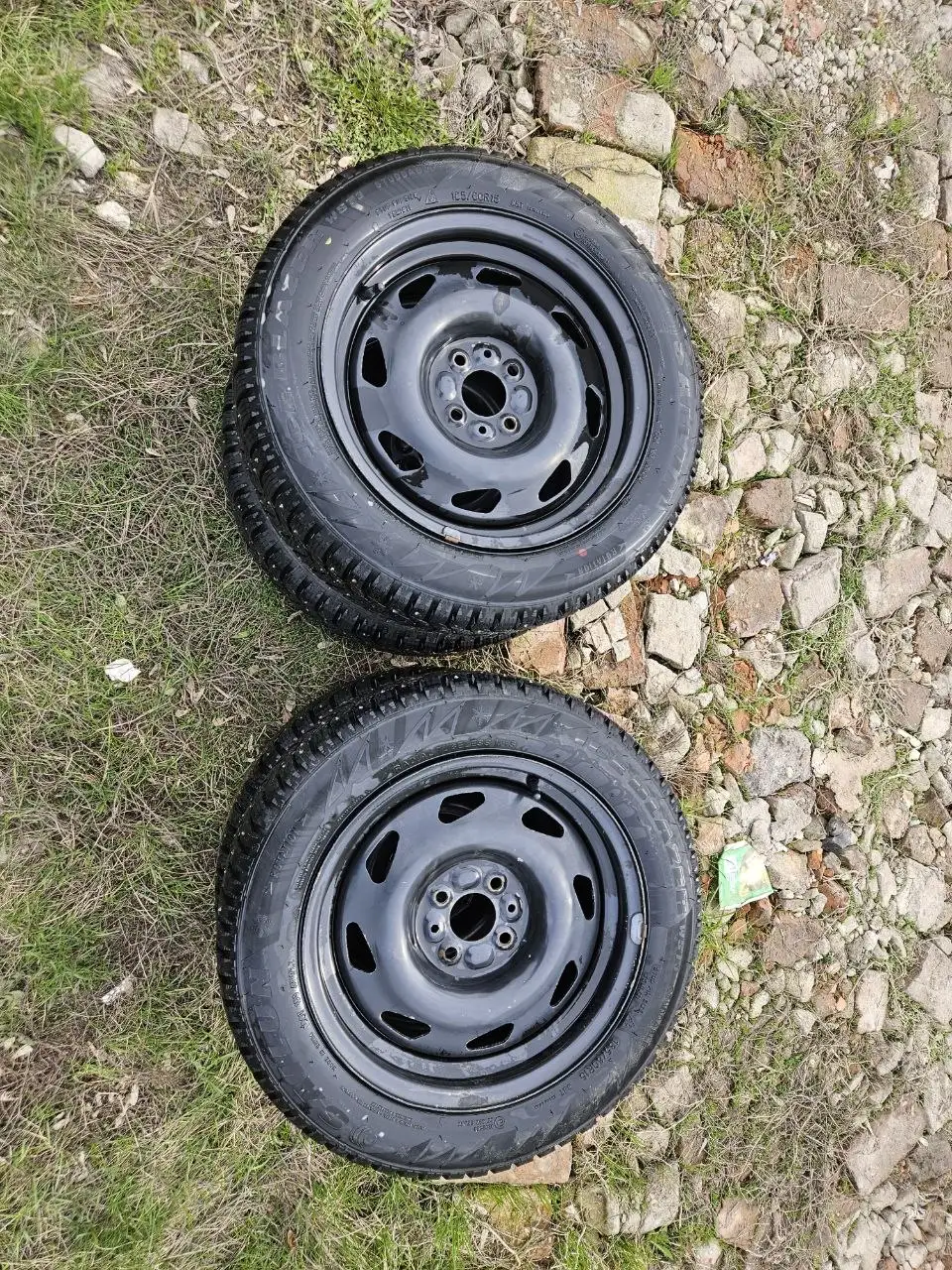 Продам комплект зимних колес 185/55 R15 - Шины и диски (Авто) в Самара