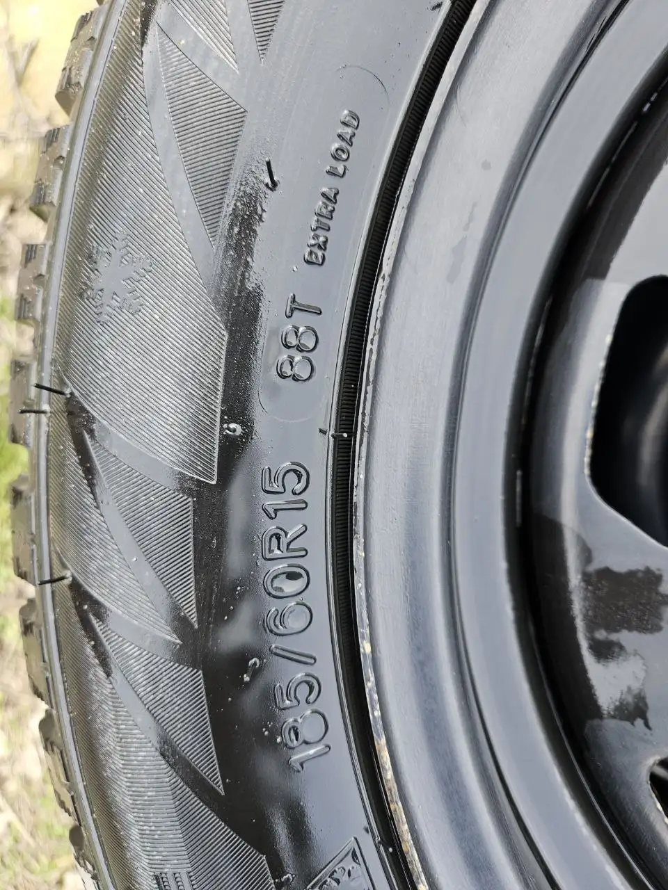 Продам комплект зимних колес 185/55 R15 - Шины и диски (Авто) в Самара