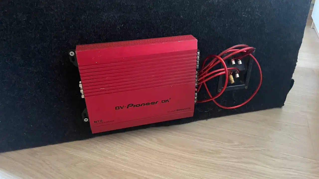 Продам два сабвуфера и усилитель Pioneer - Автоакустика (Электроника) в Самара