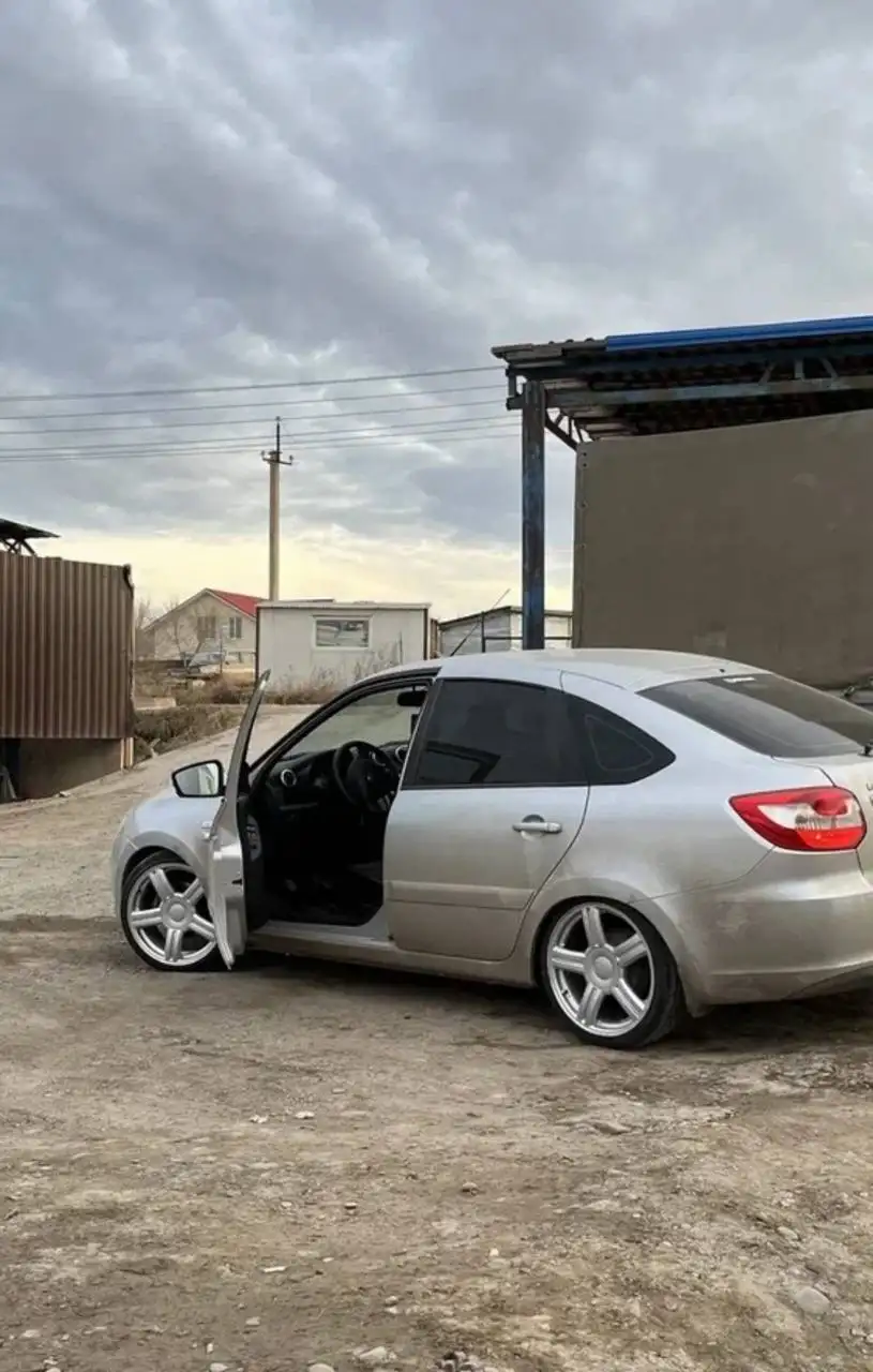 Kia Rio 2017 Chevrolet Aveo 2 - Авто в Тольятти