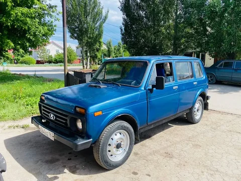 Нива 5-дверная 1998 - Легковые автомобили в Самара