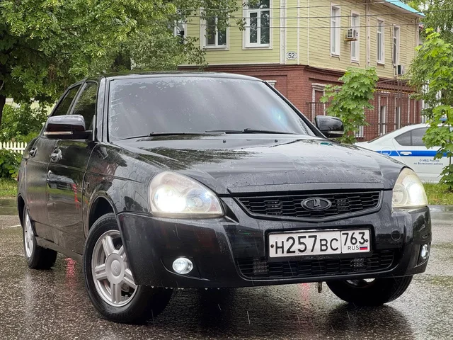 Продается Приора 2009 года - Грузовые автомобили в Самара