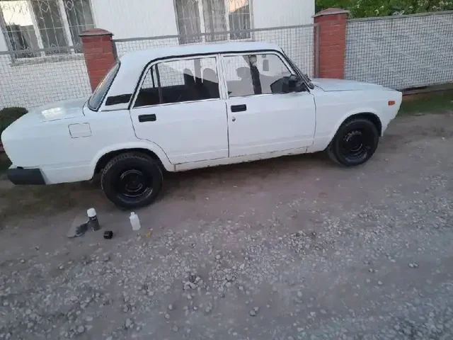 Продажа ВАЗ 2107 2010 года в Самаре - Легковые автомобили в Самара