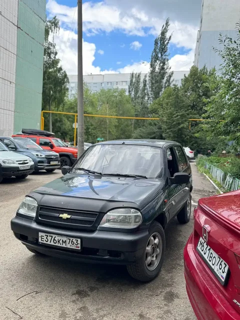 Chevrolet Niva 2007 Bertoni Edition в отличном состоянии - Kia Spectra в Самара