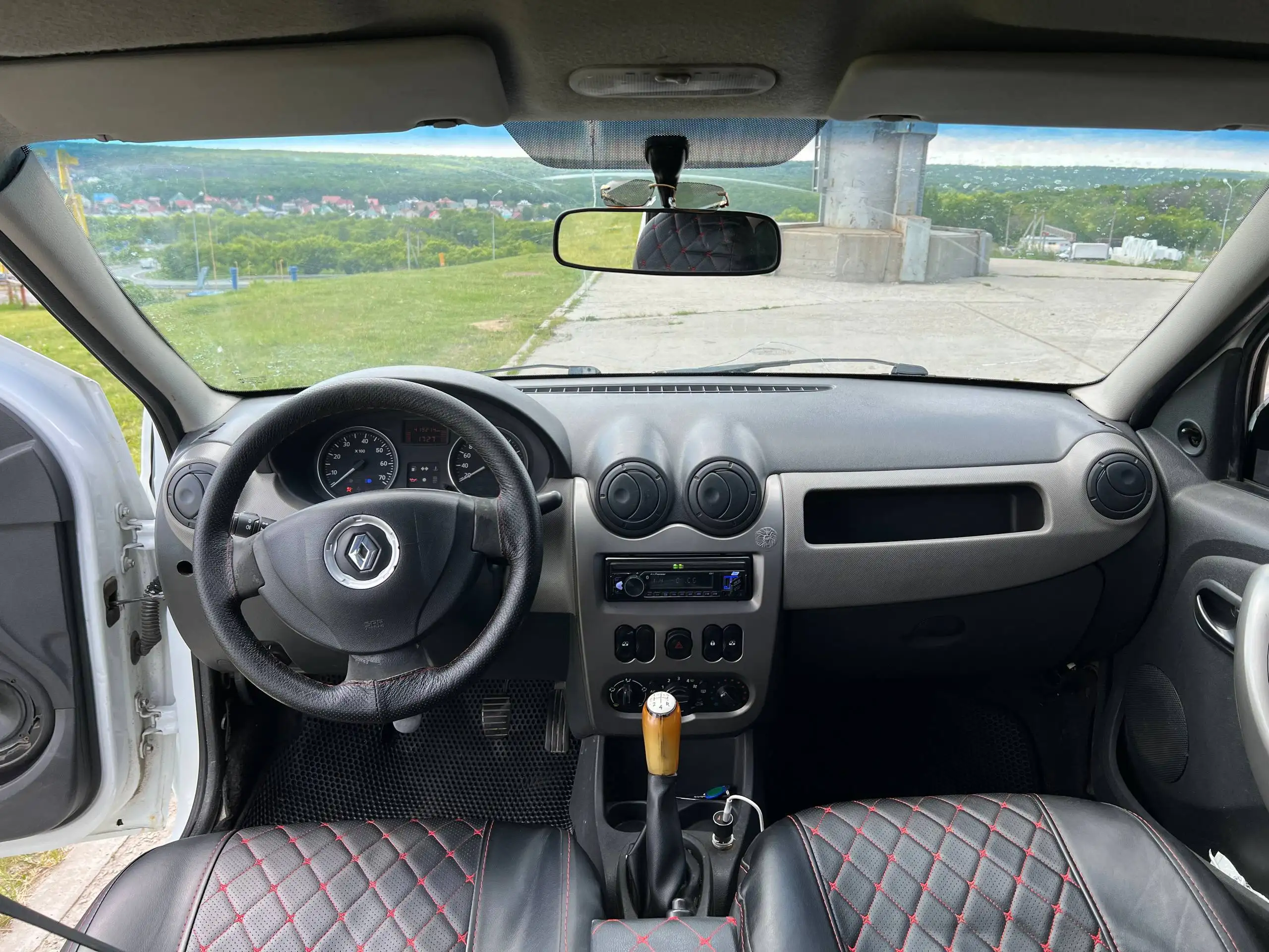 Renault Logan 2012 в отличном состоянии - Легковые автомобили (Авто) в Самара