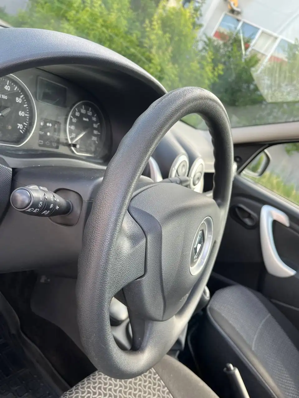 Продам Renault Logan 2013 - Легковые автомобили (Авто) в Самара