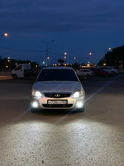 13 год, Живая, 235к - Сиденья в Самара